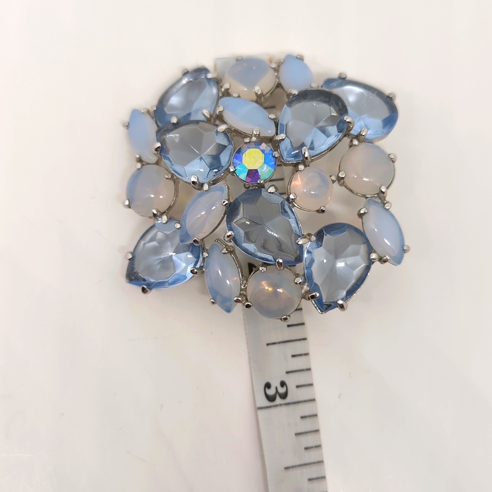 Vintage Schiaparelli Opalescent Blue Rhinestone Brooch Open Back - Picture 10 of 11